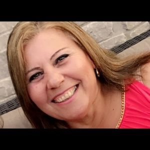 Meet your Posher, Nadia